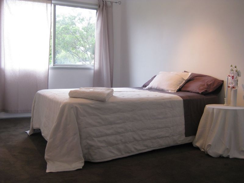 8 Goss Avenue, Labrador QLD 4215