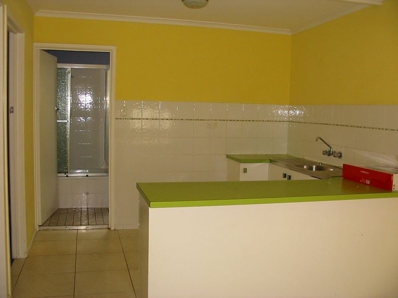 2/5 Proud Street, Labrador QLD 4215
