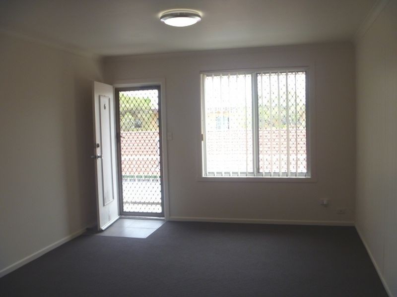 6/33 Middle Street, Labrador QLD 4215