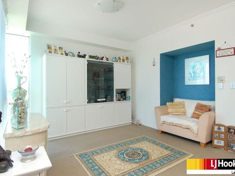 807/300 Marine Parade, Labrador QLD 4215