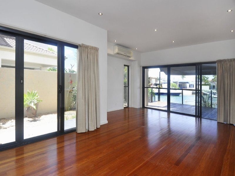 1/55 Hollywell Road, Biggera Waters QLD 4216