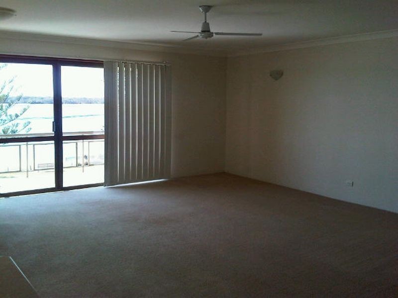 6/458 Marine Parade, Biggera Waters QLD 4216