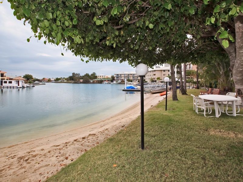 30/6 Back Street, Biggera Waters QLD 4216