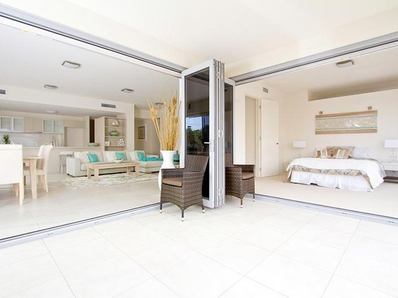10 Imperial Parade, Labrador QLD 4215