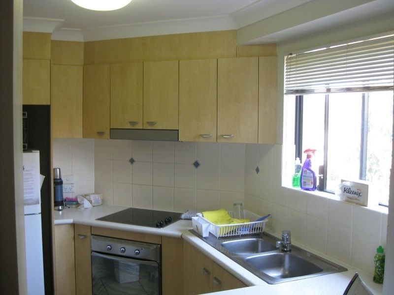 301/392 Marine Parade, Labrador QLD 4215