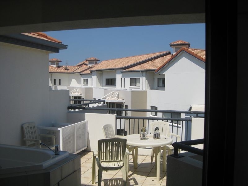 301/392 Marine Parade, Labrador QLD 4215