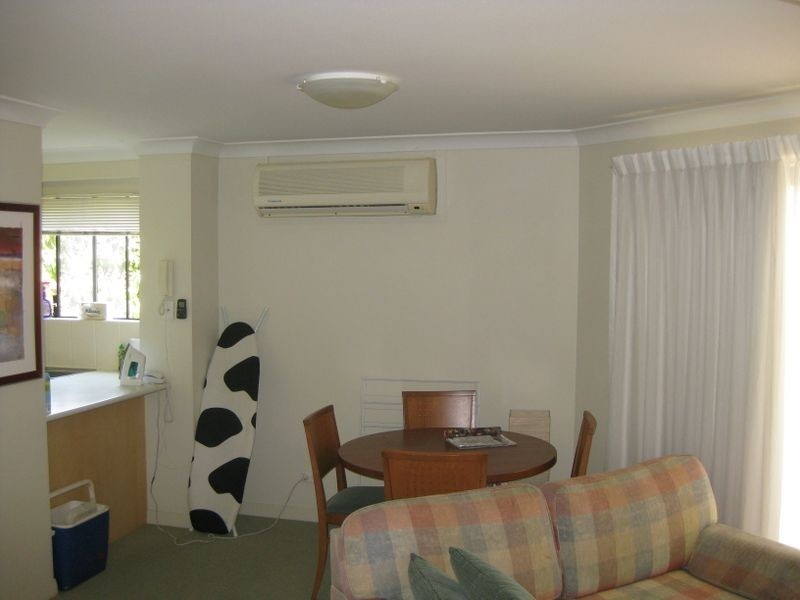 301/392 Marine Parade, Labrador QLD 4215