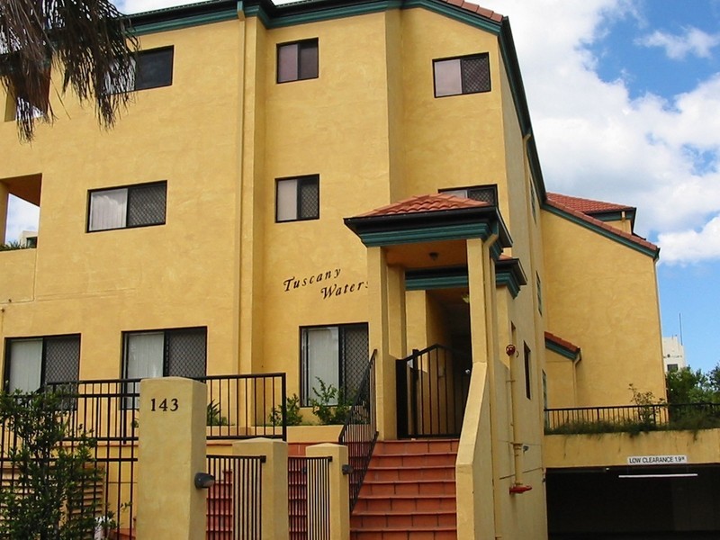 13/143 Frank Street, Labrador QLD 4215