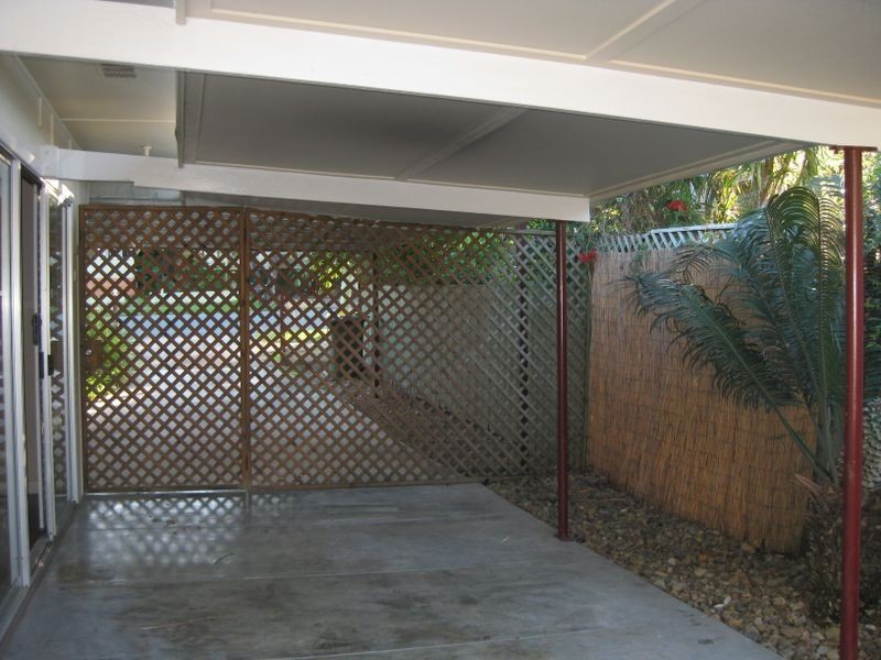 5 Kerr Avenue, Southport QLD 4215