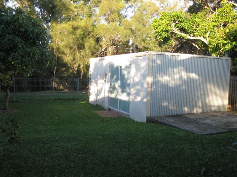 5 Kerr Avenue, Southport QLD 4215