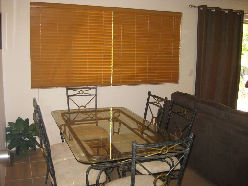 1/19 Huth Street, Labrador QLD 4215