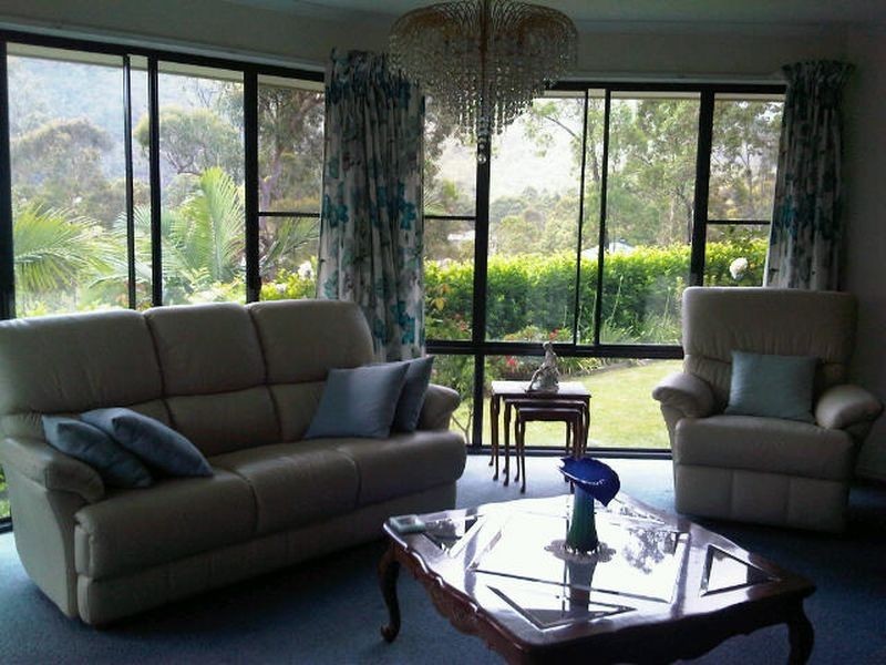 2 Burley Griffin Road, Maudsland QLD 4210