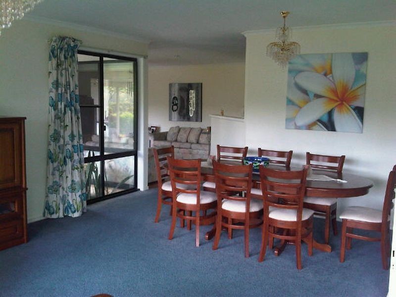 2 Burley Griffin Road, Maudsland QLD 4210