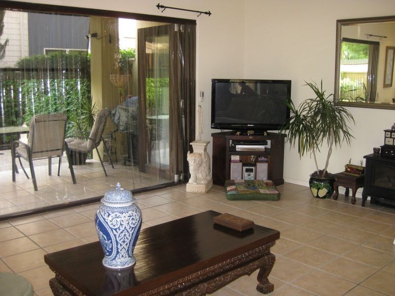 1/281 Bayview Street, Hollywell QLD 4216