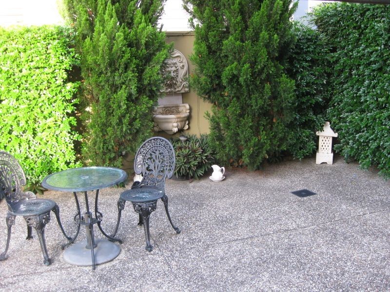 1/281 Bayview Street, Hollywell QLD 4216