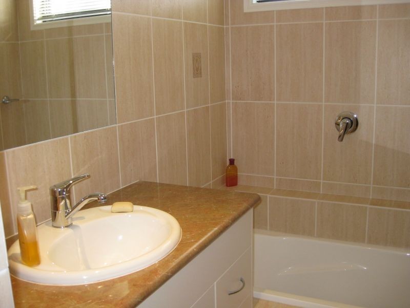 1/281 Bayview Street, Hollywell QLD 4216