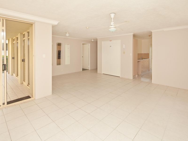 1/418 Marine Parade, Biggera Waters QLD 4216