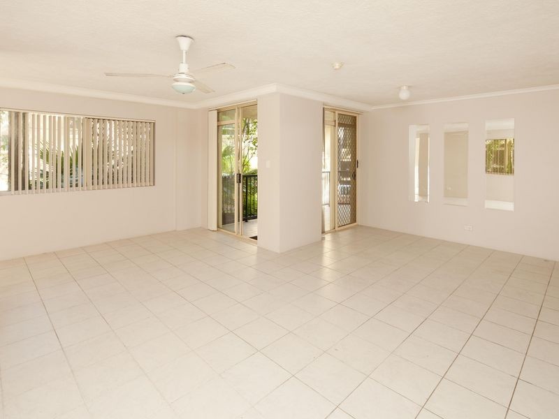 1/418 Marine Parade, Biggera Waters QLD 4216