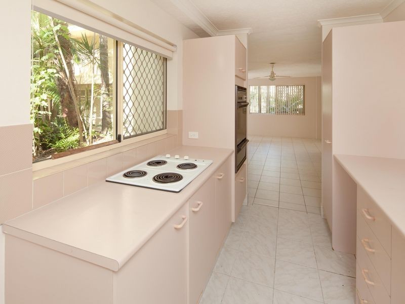 1/418 Marine Parade, Biggera Waters QLD 4216