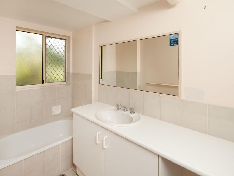 1/418 Marine Parade, Biggera Waters QLD 4216