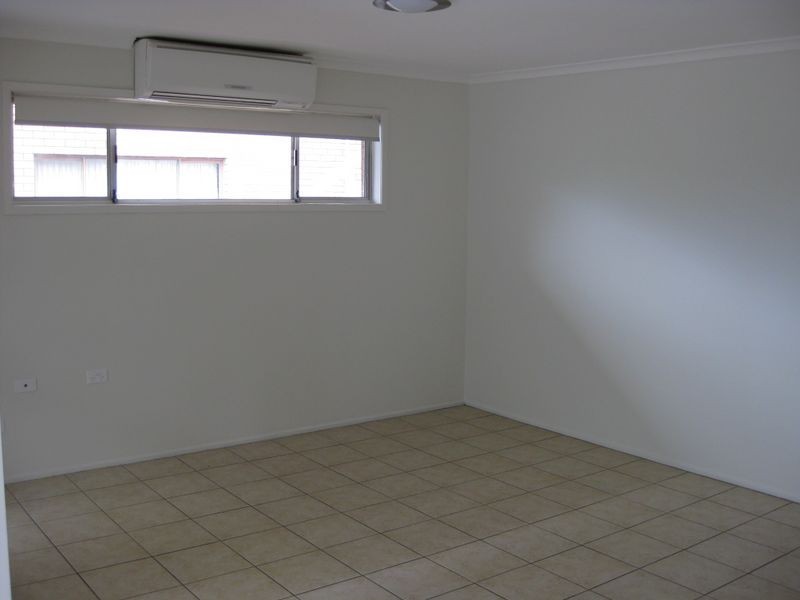 33 Deagon Street, Biggera Waters QLD 4216