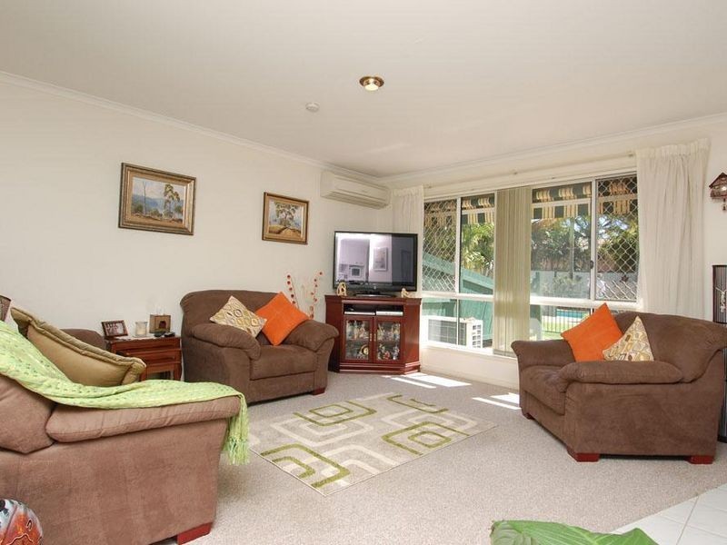 8/17 McMillan Street, Labrador QLD 4215