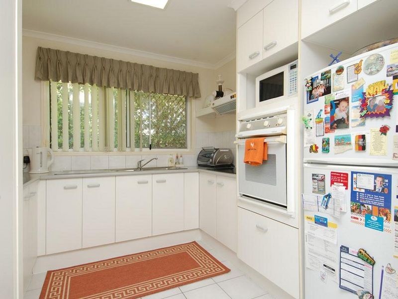 8/17 McMillan Street, Labrador QLD 4215