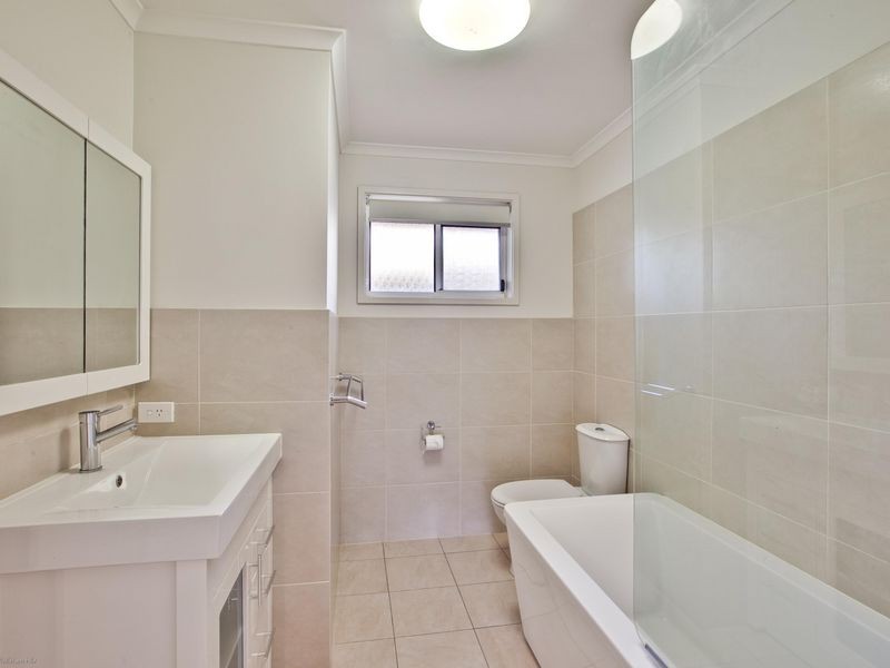 272 Government Road, Labrador QLD 4215