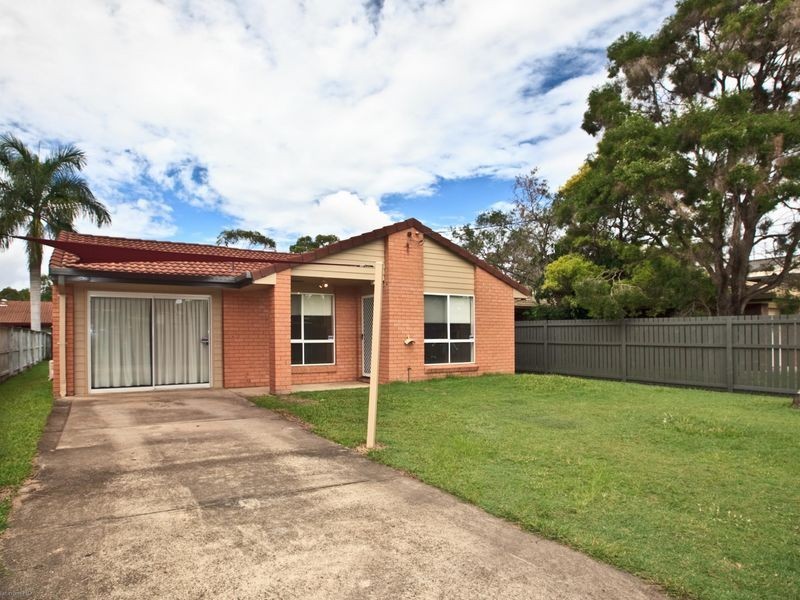 272 Government Road, Labrador QLD 4215