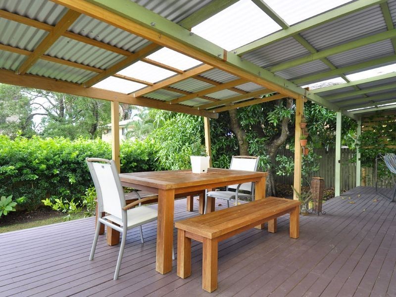 69 Broad Street, Labrador QLD 4215