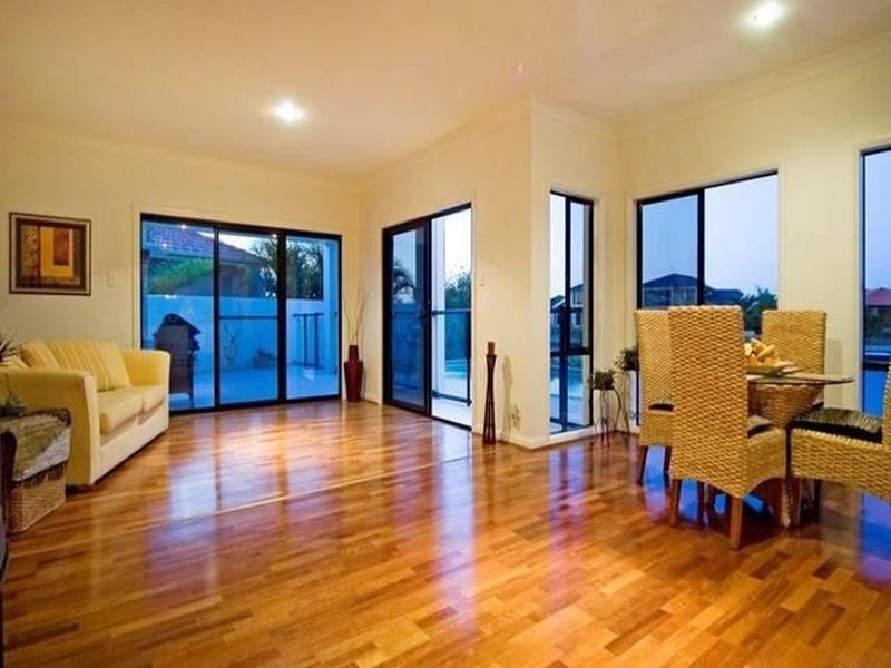 17 Sabrina Avenue, Hope Island QLD 4212