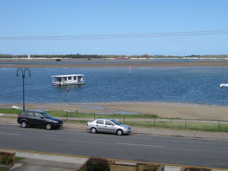 7/250 Marine Parade, Labrador QLD 4215