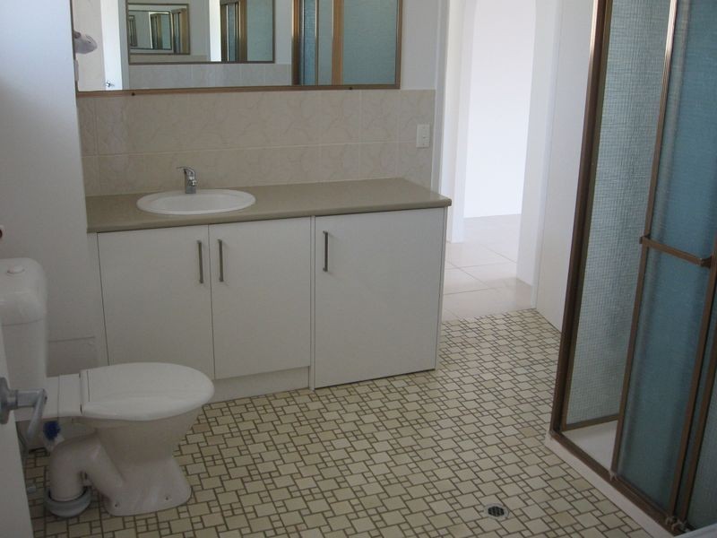 7/250 Marine Parade, Labrador QLD 4215