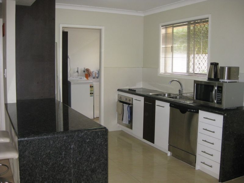 1 The Glade, Labrador QLD 4215