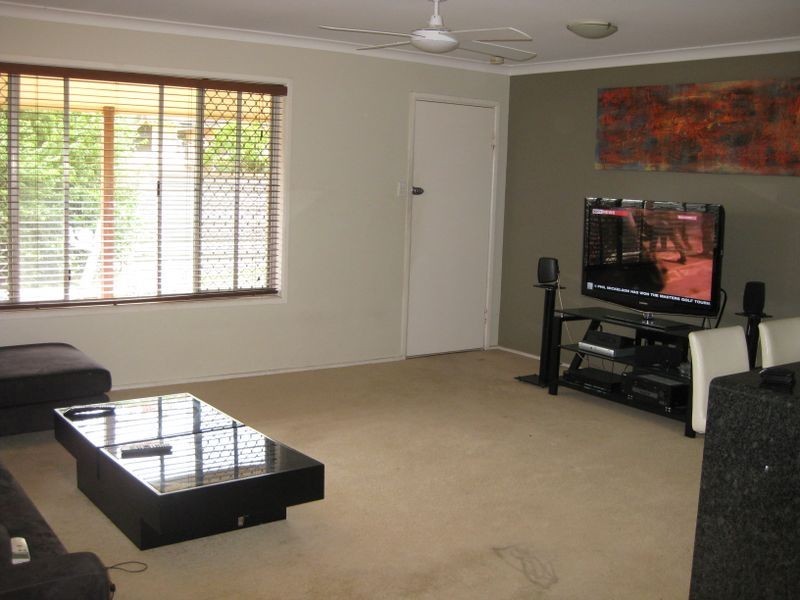 1 The Glade, Labrador QLD 4215