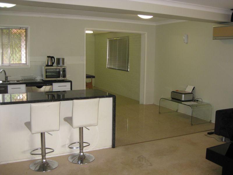 1 The Glade, Labrador QLD 4215
