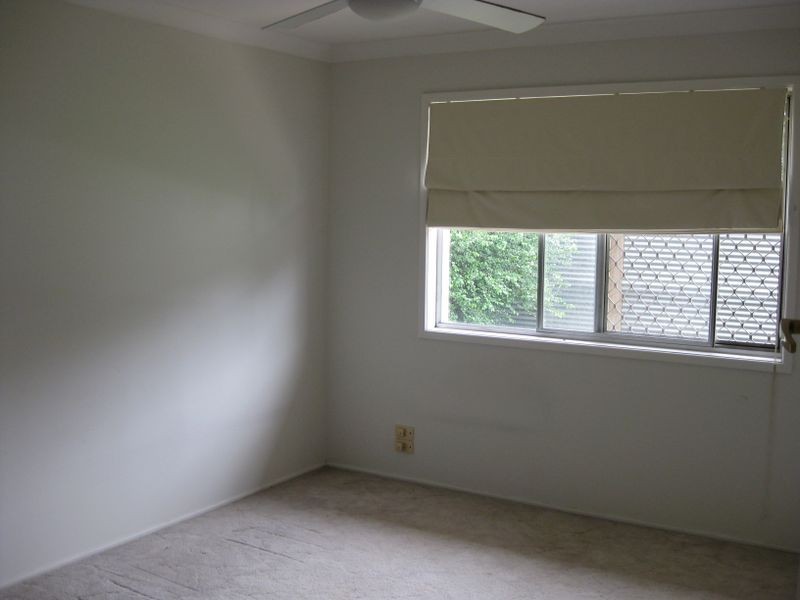 1 The Glade, Labrador QLD 4215