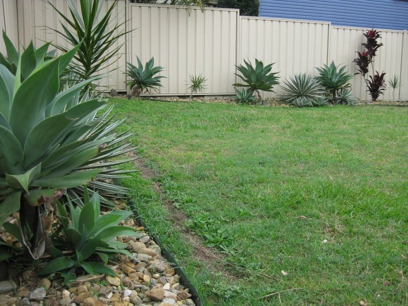 1 The Glade, Labrador QLD 4215