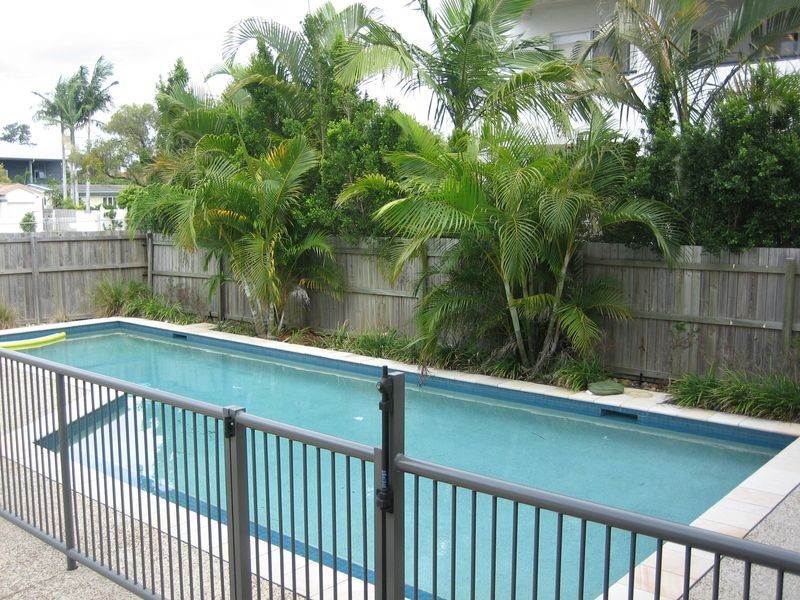 6/4-6 Proud Street, Labrador QLD 4215