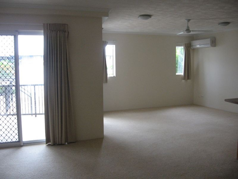 6/4-6 Proud Street, Labrador QLD 4215