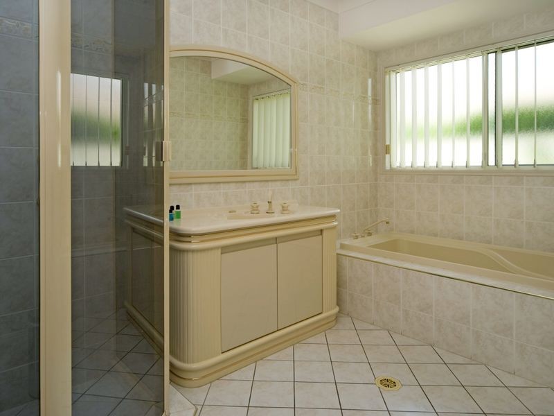 19 Westlake Court, Monterey Keys QLD 4212