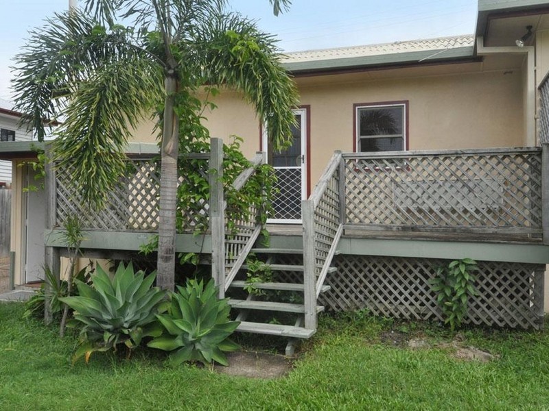 117 Turpin Road, Labrador QLD 4215
