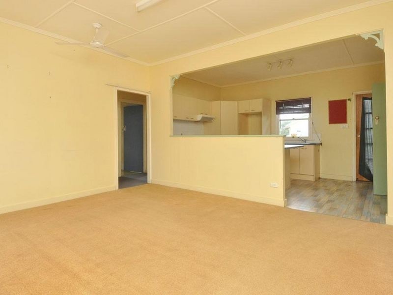 117 Turpin Road, Labrador QLD 4215
