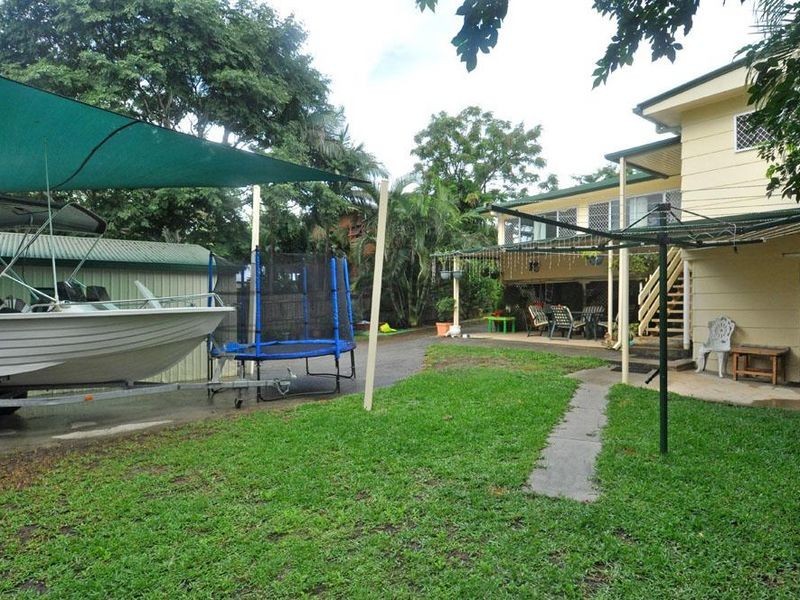 165 Whiting Street, Labrador QLD 4215