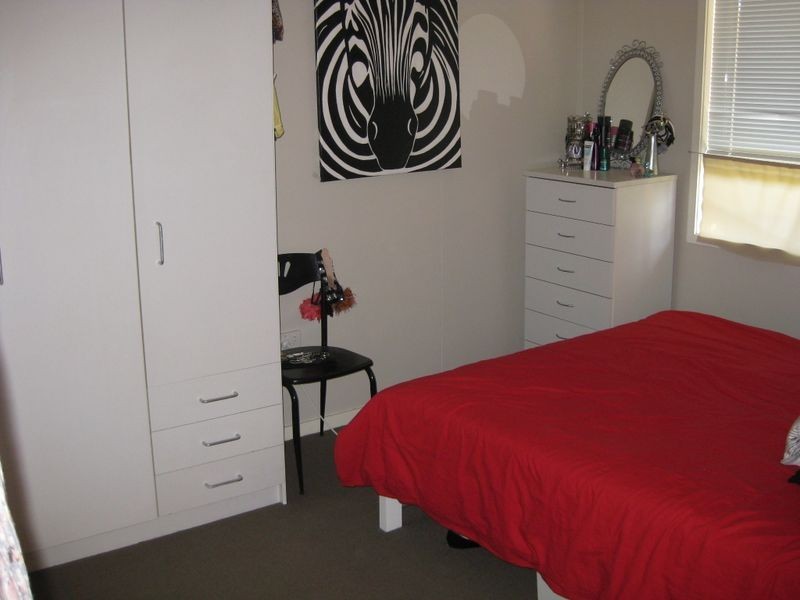 1/9 Middle Street, Labrador QLD 4215