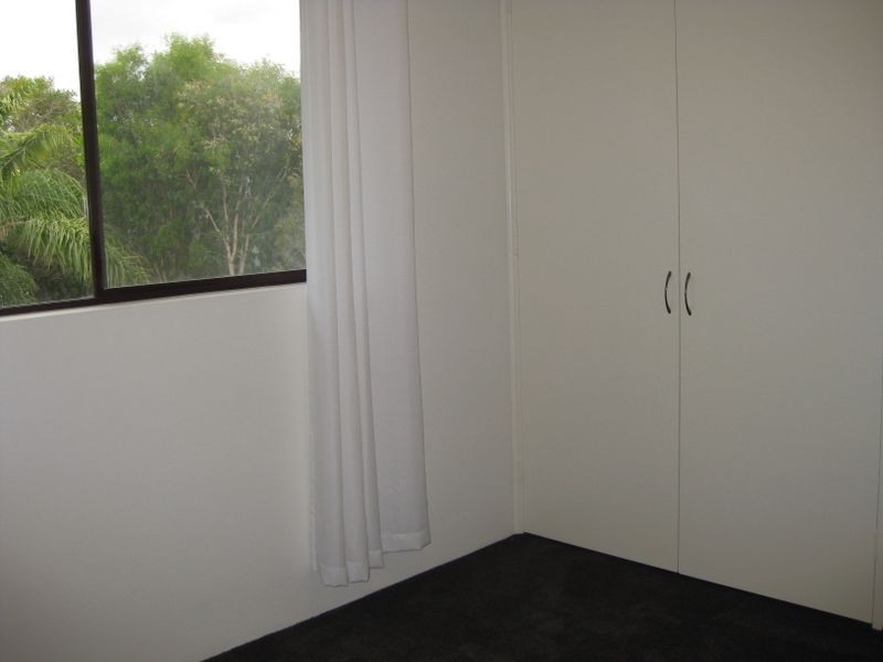 24/115 Frank Street, Labrador QLD 4215
