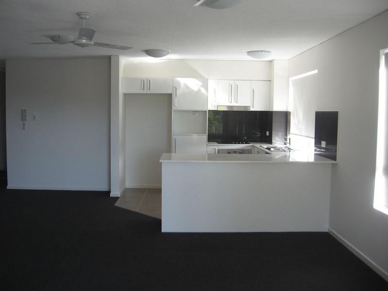 3/21 Middle Street, Labrador QLD 4215