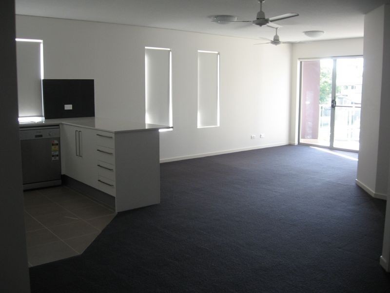 3/21 Middle Street, Labrador QLD 4215
