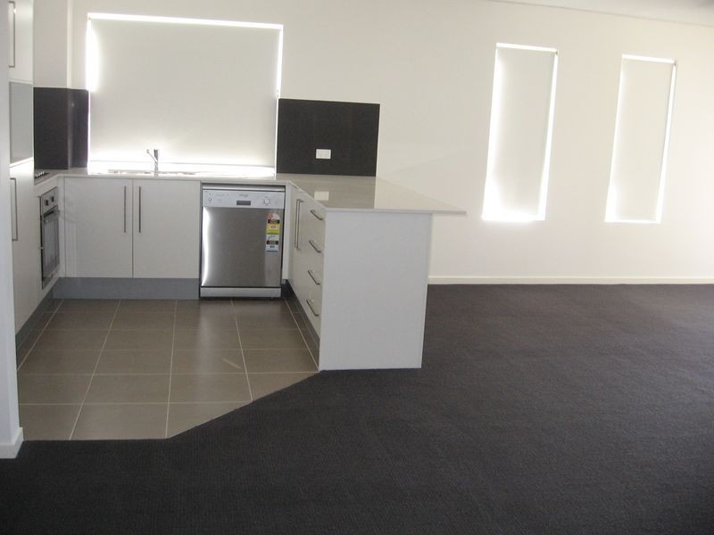 3/21 Middle Street, Labrador QLD 4215