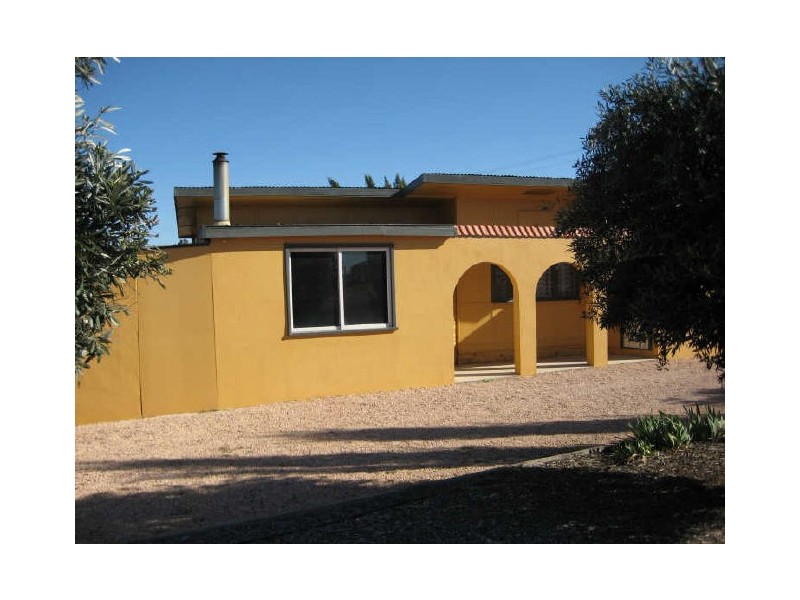 148 Sturt Highway, Buronga NSW 2739